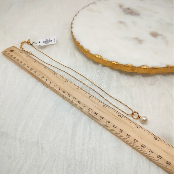 NWT Talbots gold and pearl minimalist single strand necklace - Picture 5 of 6